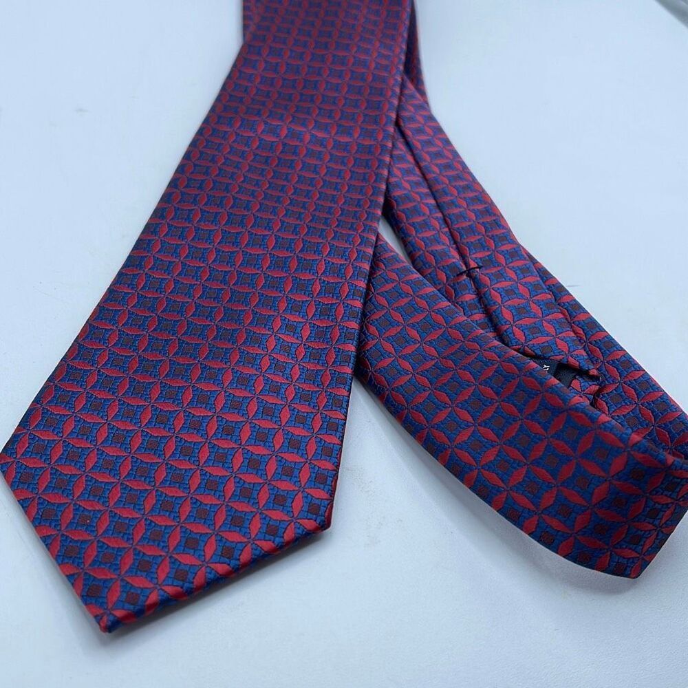 Pierre Cardin red and blue tie.